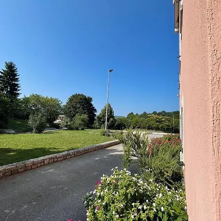Apartmán Garden 85